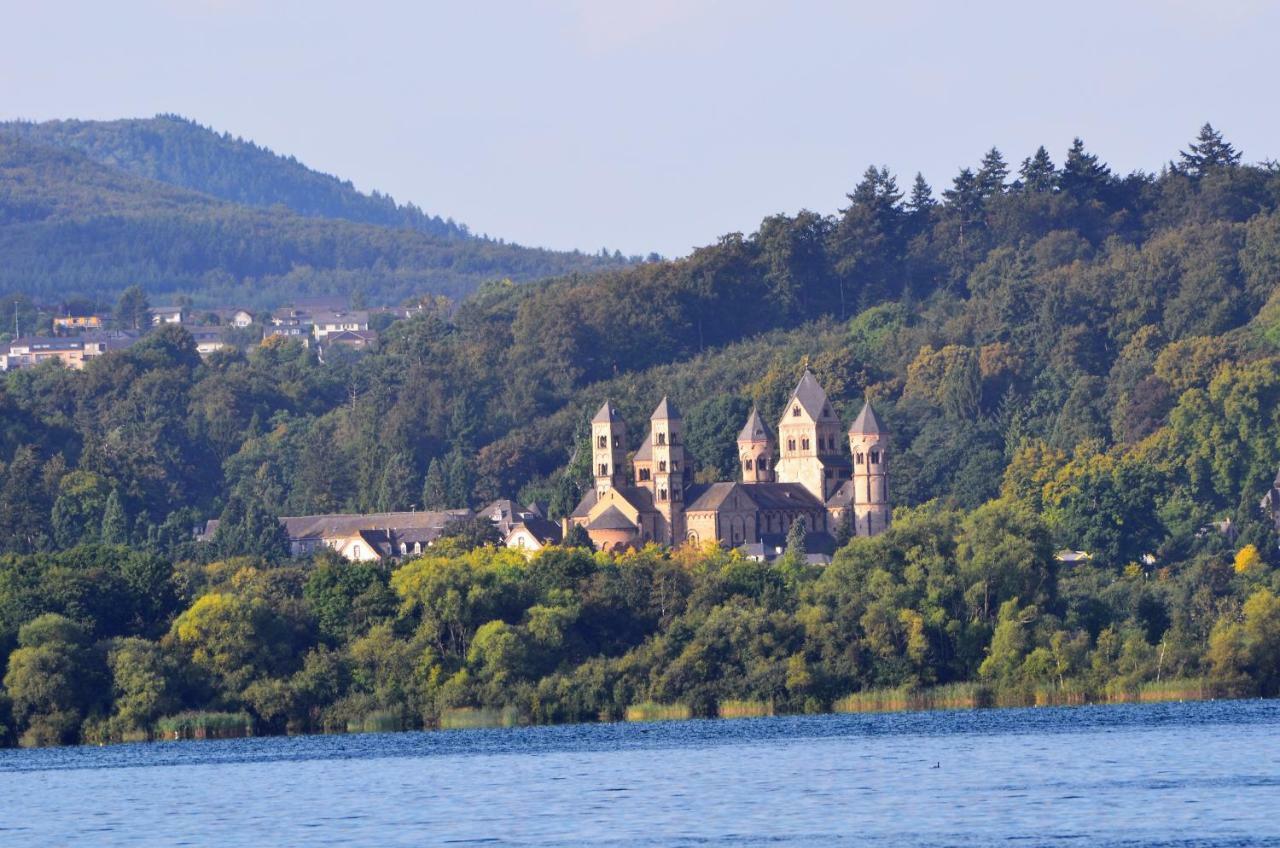 Gästehaus Am Hochsimmer Ettringen  Exterior foto